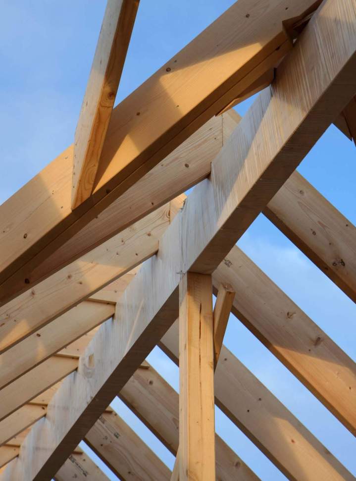 Charpente traditionnelle en bois Lourdes